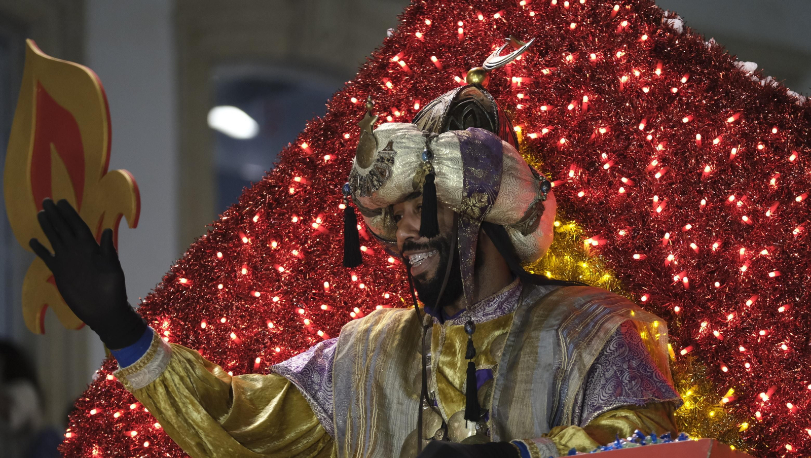 Imágenes de la Cabalgata de los Reyes Magos en Almería