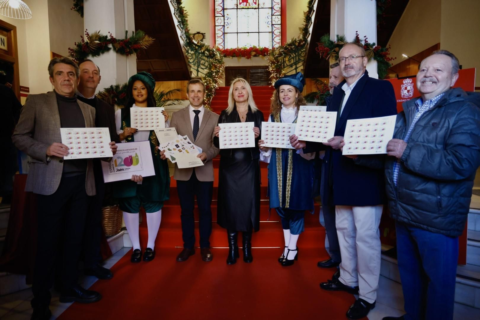Presentación del sello de Correos con motivo del 1200 aniversario de la capitalidad de Jaén.