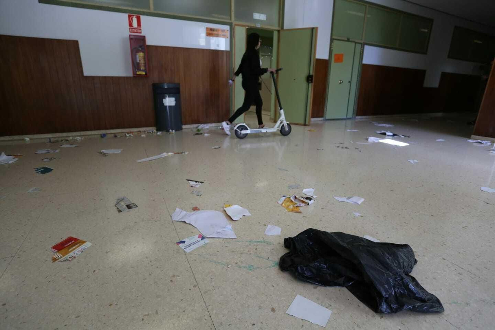 Fotos de la huelga de limpieza en la Universidad de Málaga