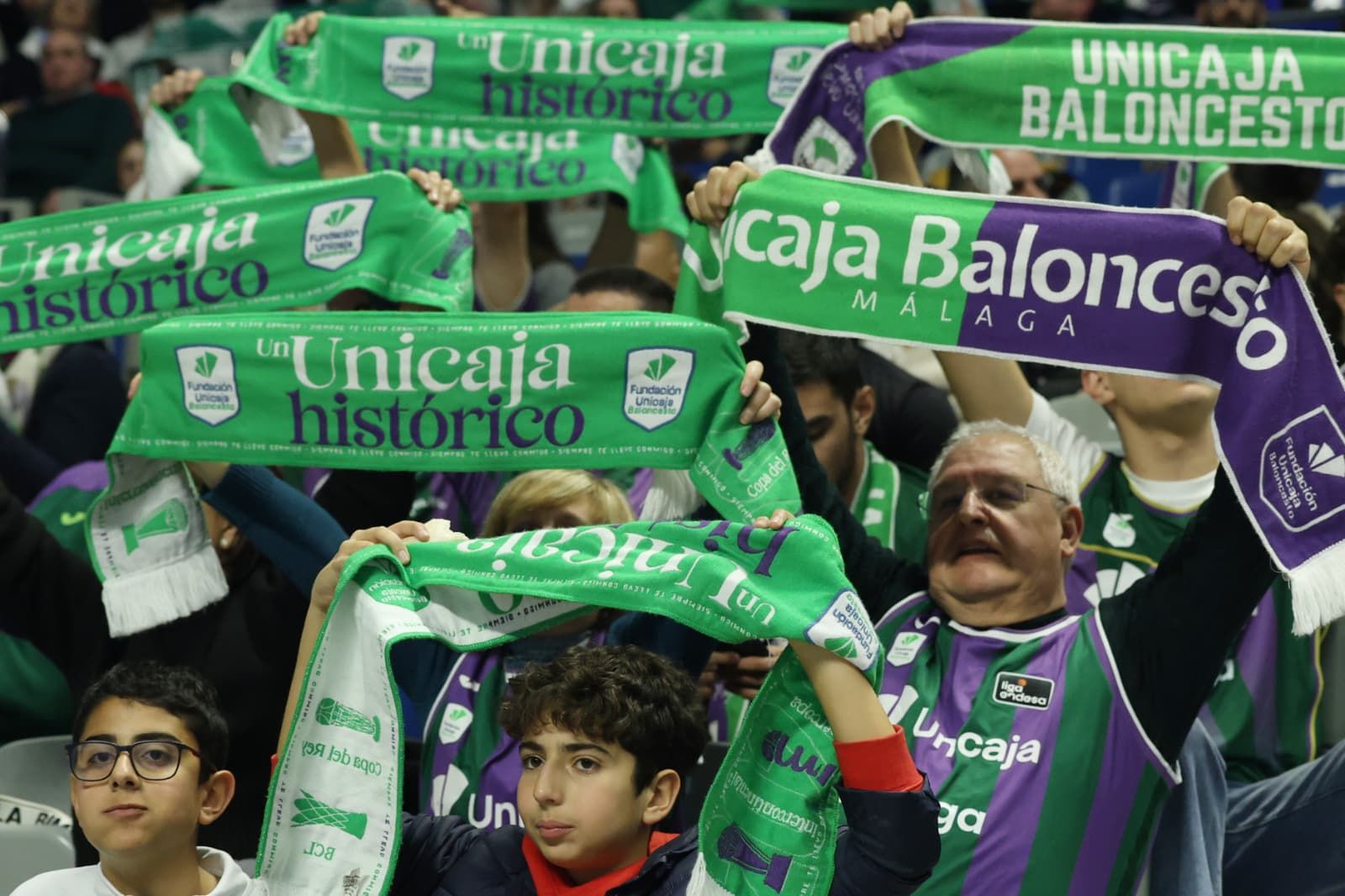 Búscate en el Unicaja-Elan Chalon en las gradas del Carpena