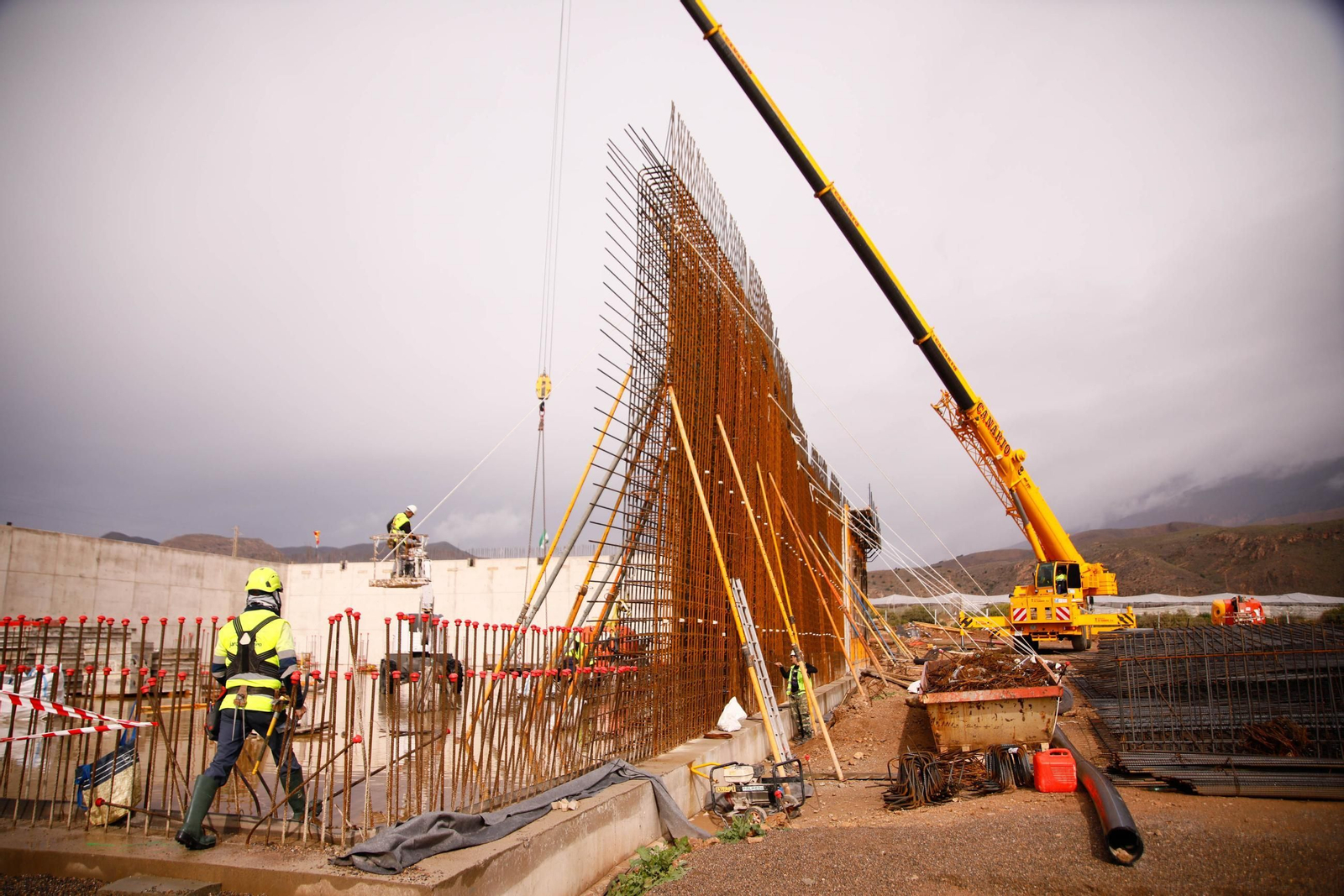 Obras de abastecimiento en El Ejido.