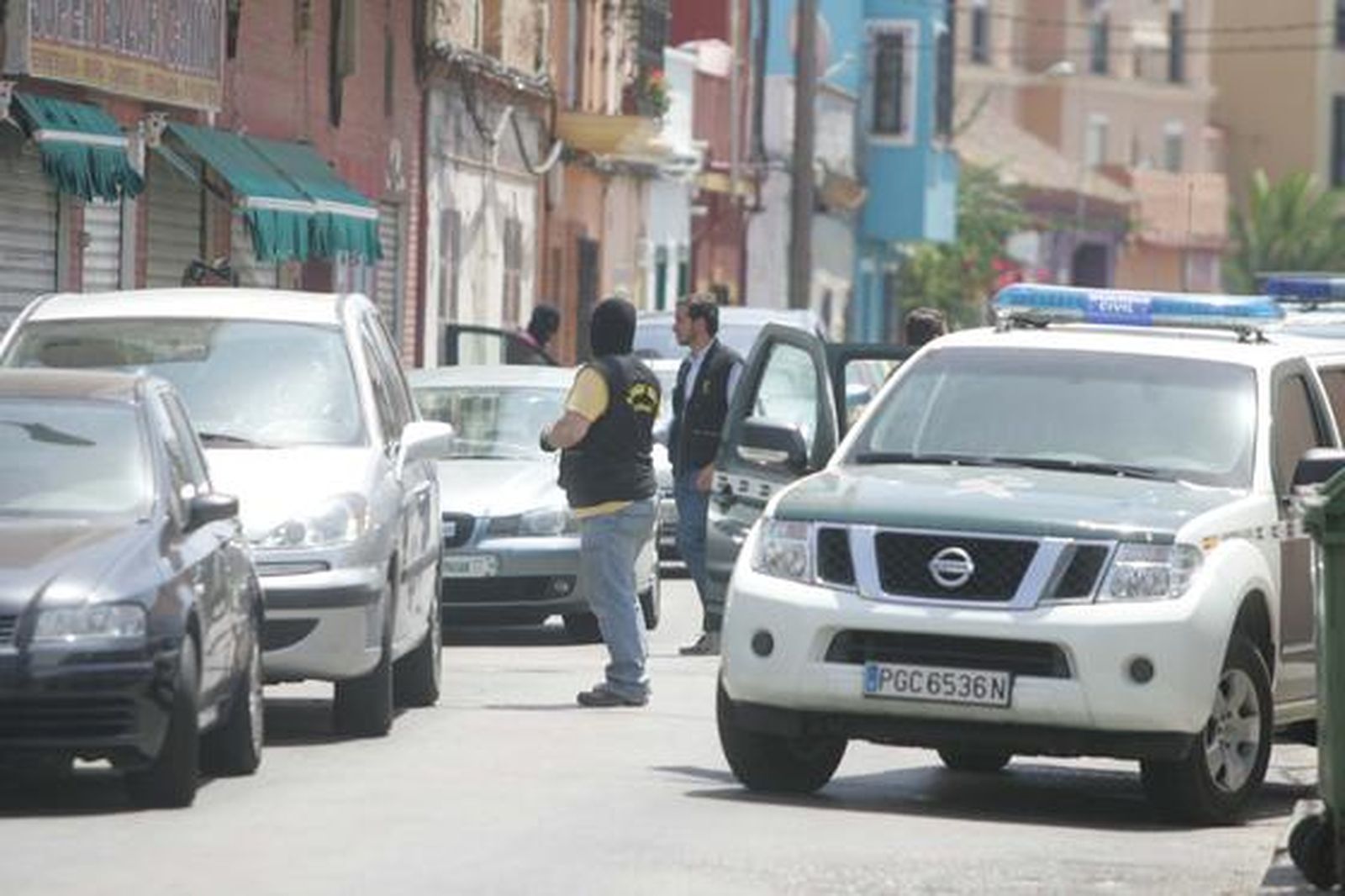 La Guardia Civil detiene a un hombre en La Línea por su presunta implicación con el terrorismo yihadista./  J.M Quiñones