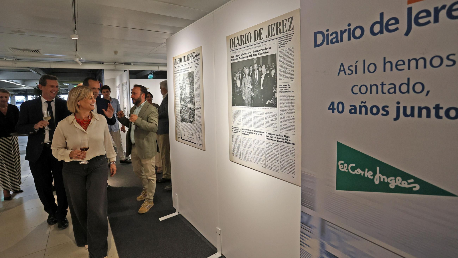 Imágenes de la exposición de portadas del Diario de Jerez en El Corte Inglés por los 40 años