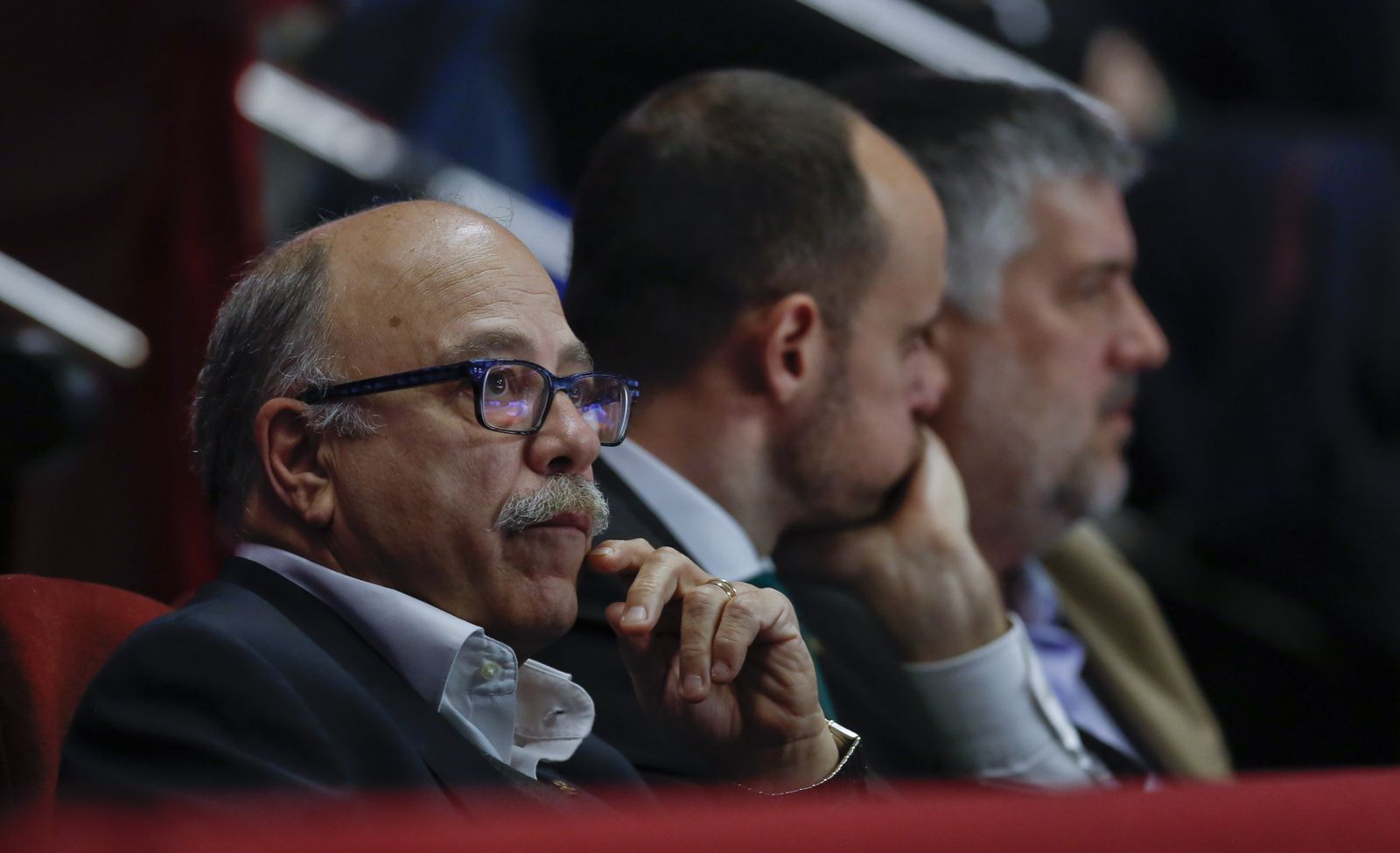 Eduardo García, con Carlos Jiménez en el palco.