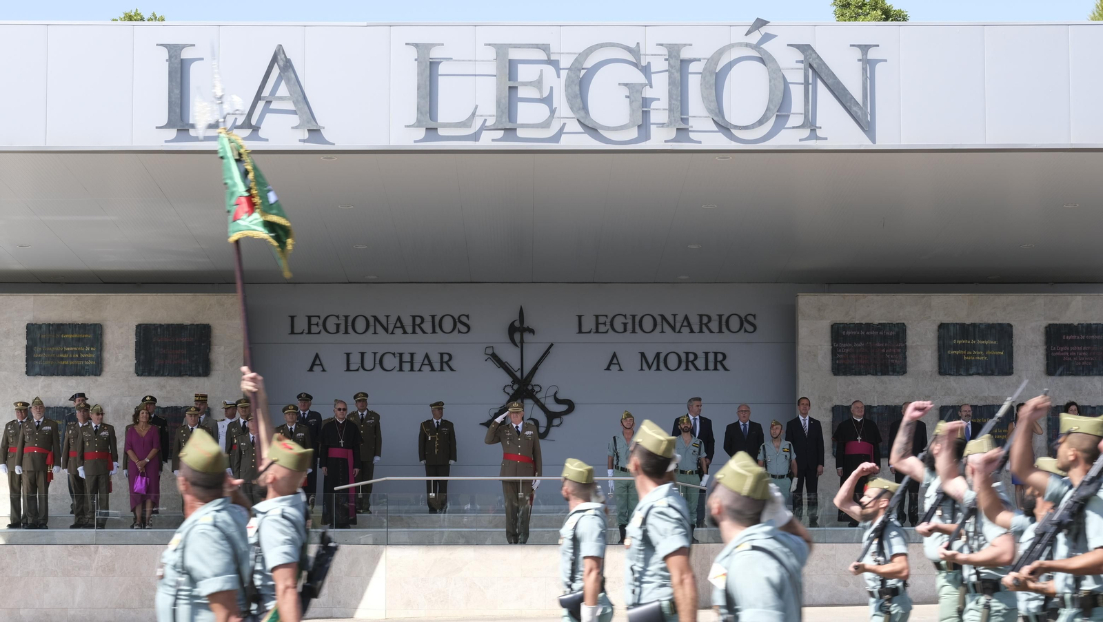 Imágenes del 102 aniversario de La Legión en Almería