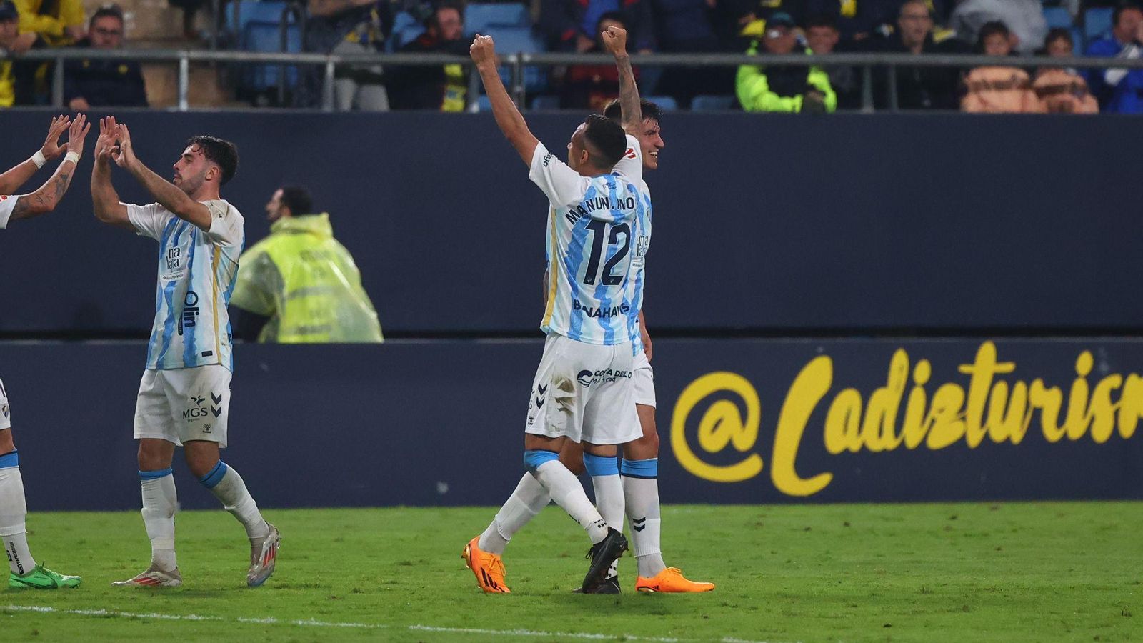 El Cádiz - Málaga CF, en fotos