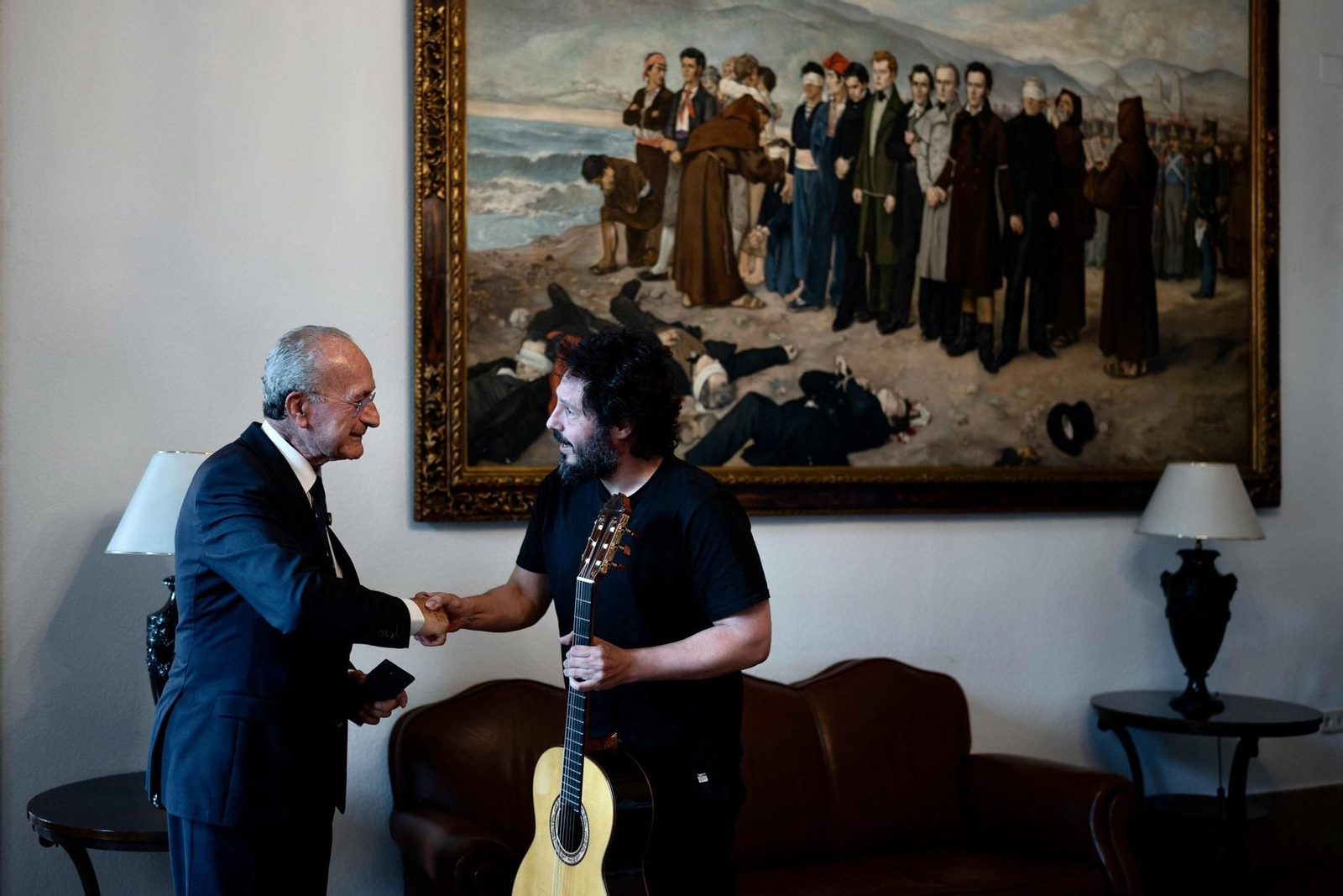 El alcalde de Málaga junto a El Kanka