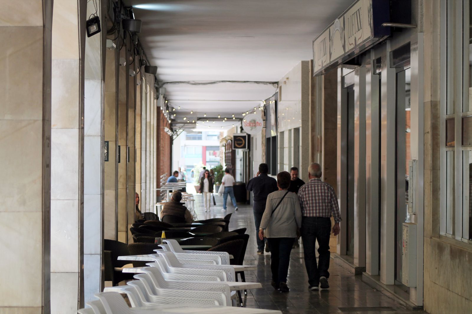 Imágenes del lunes 17 de abril en Huelva