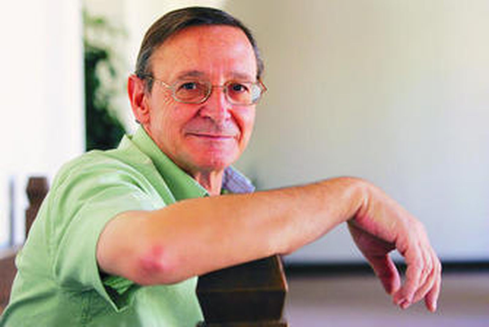 El catedrático de Derecho Constitucional Alejandro Rodríguez Carrión, en una fotografía de archivo tomada en 2005.