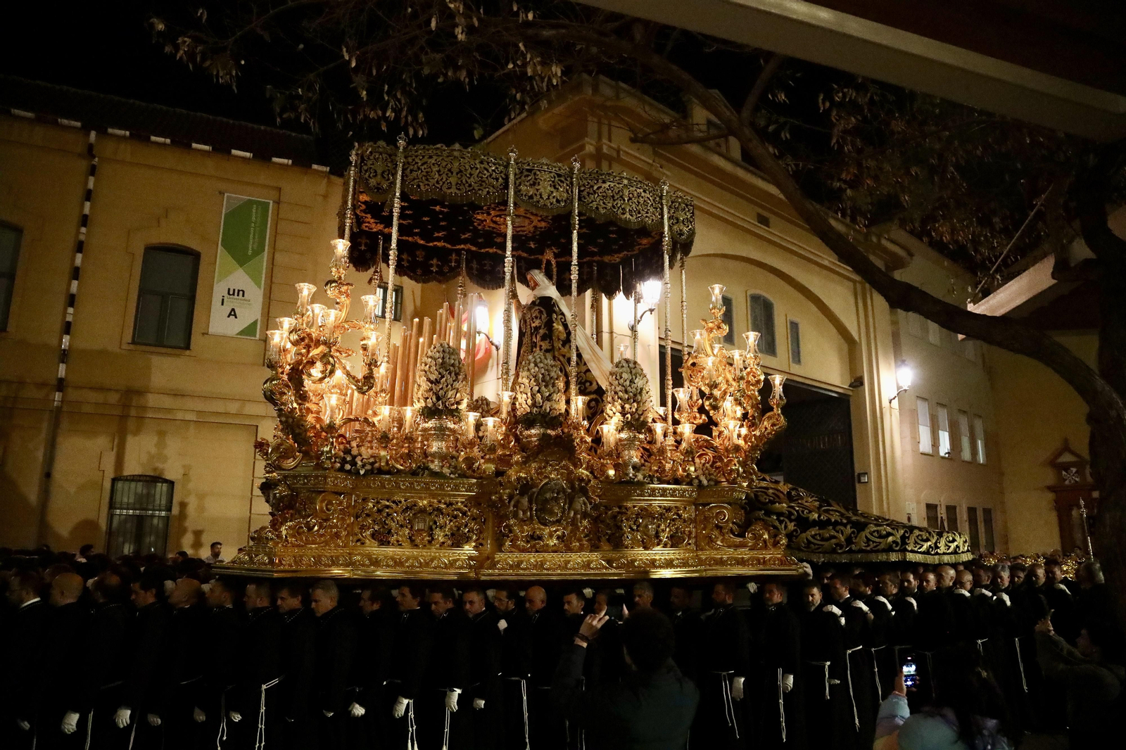 Las fotos de la procesión de Mena con la Legión en el Jueves Santo en Málaga
