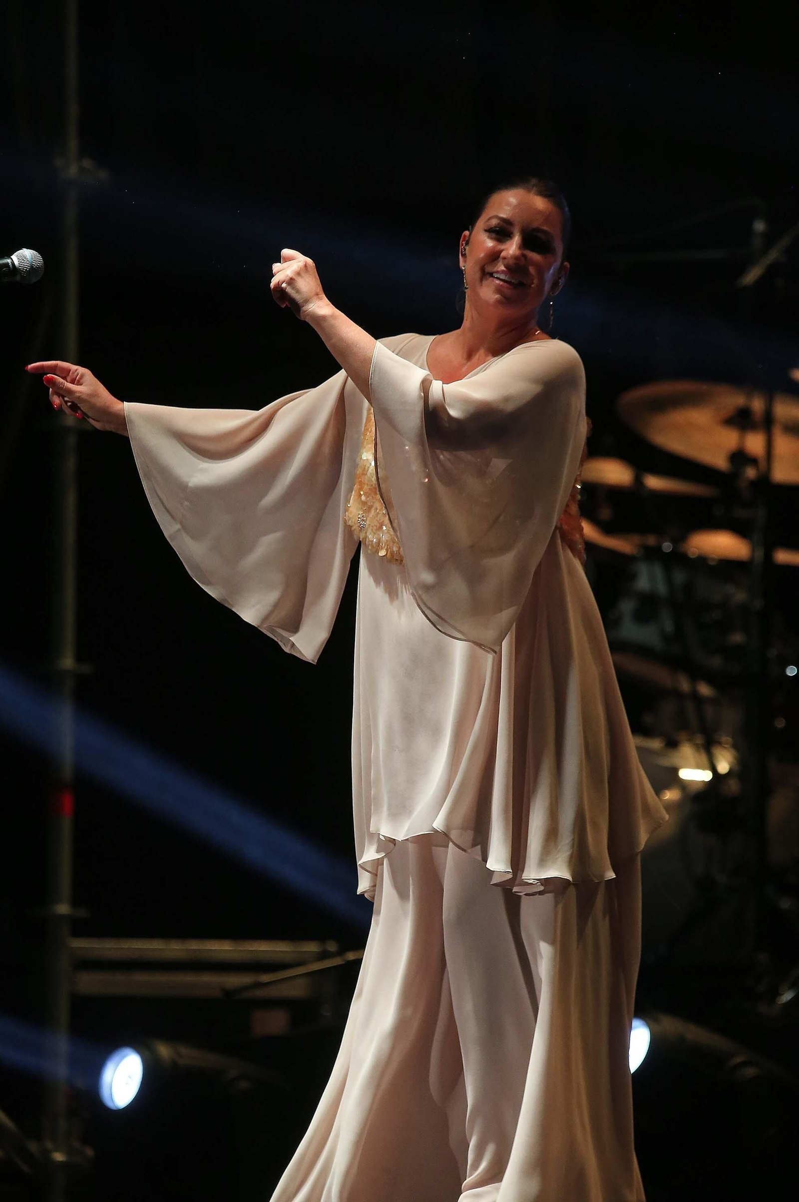 Fotos del concierto de Niña Pastori en La Línea