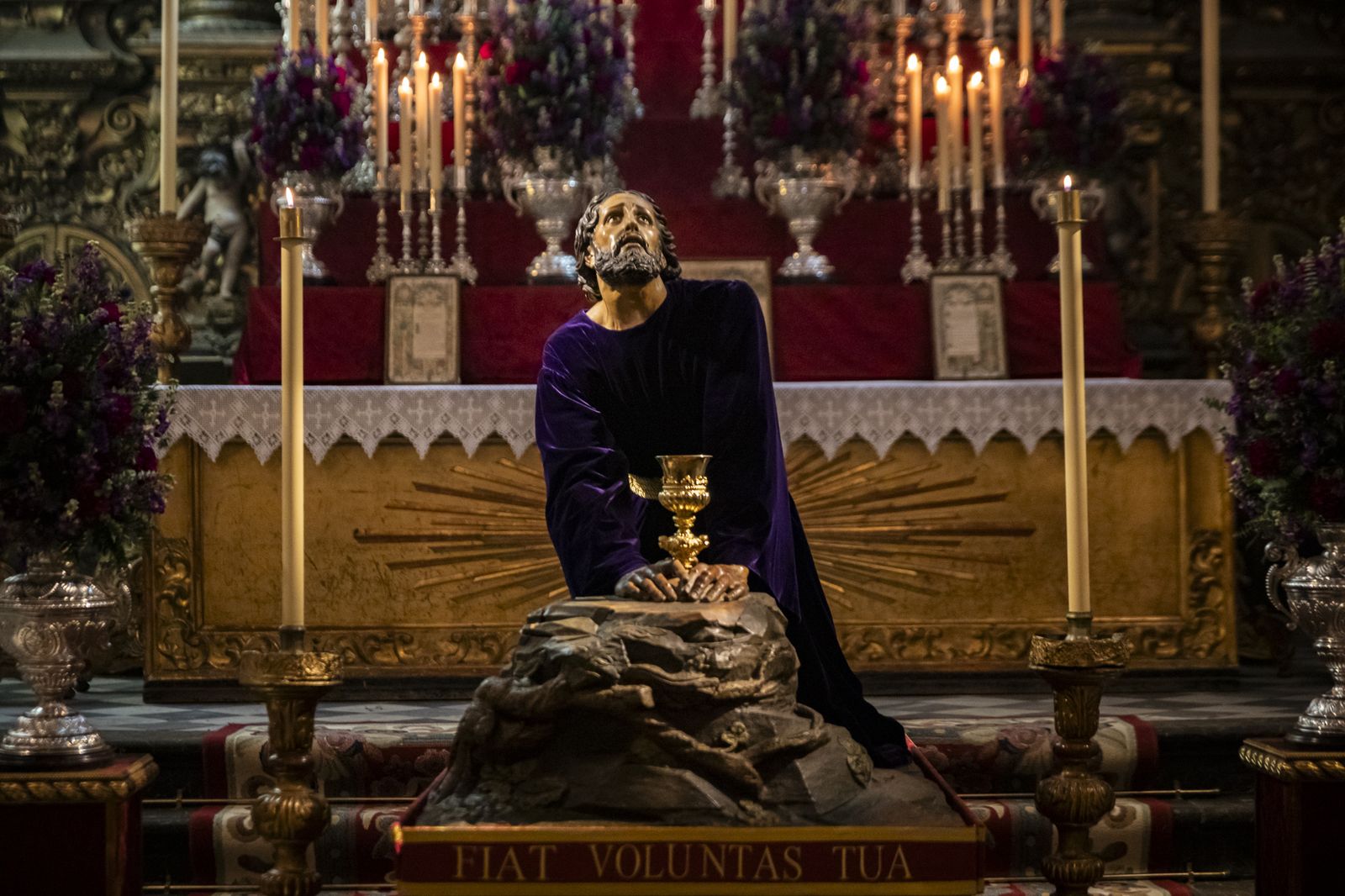 Imágenes de los besapiés y besamanos del Primer Domingo de Cuaresma en Jerez