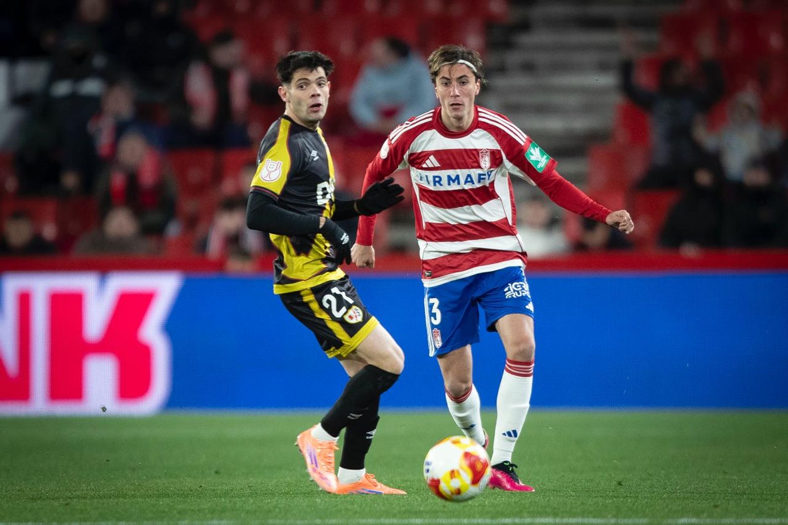Las mejores imágenes del Granada CF-Rayo de la Copa del Rey