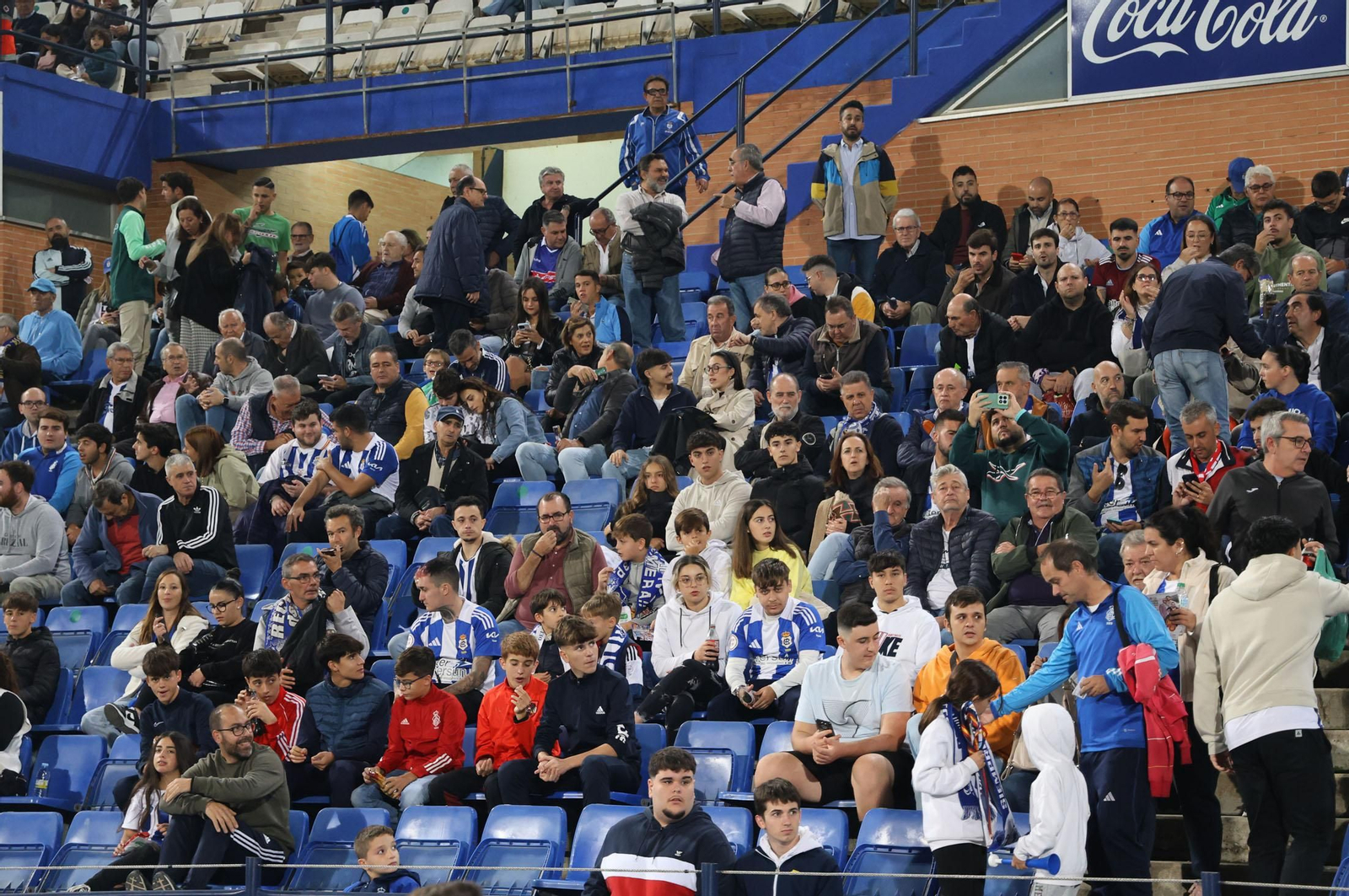 Búscate en las gradas del Nuevo Colombino en el Recre-Algeciras