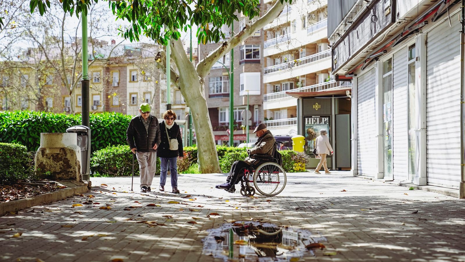 Vecinos de Gran Plaza denuncian el abandono de la zona: "Pagamos ...
