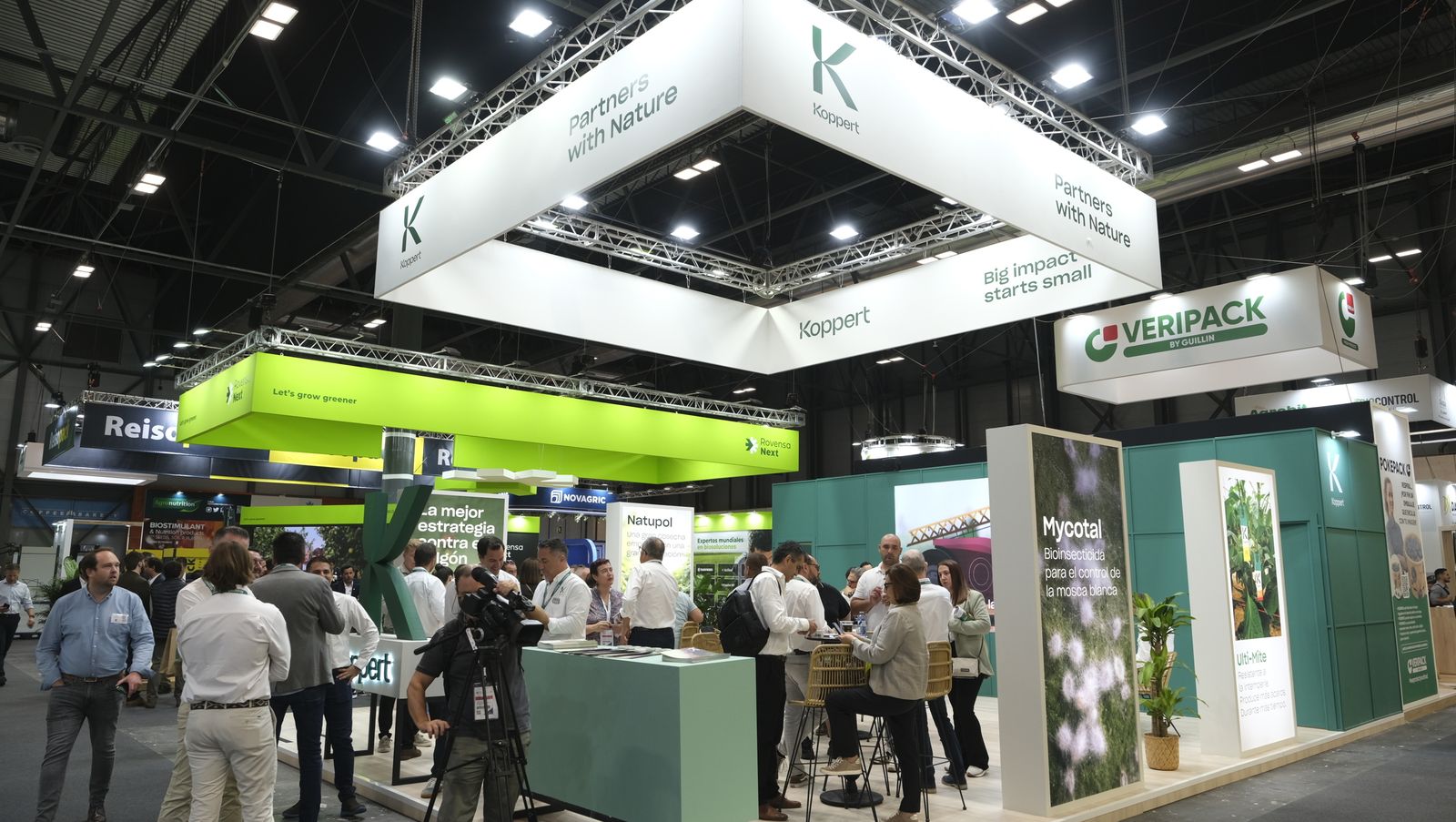 Imágenes del primer día de Fruit Attraction en Madrid