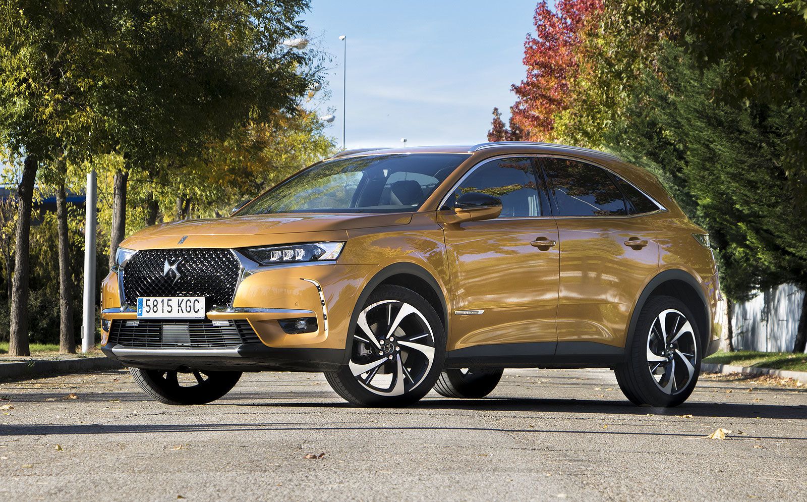 Este SUV francés tiene un aspecto contundente que llama la atención.