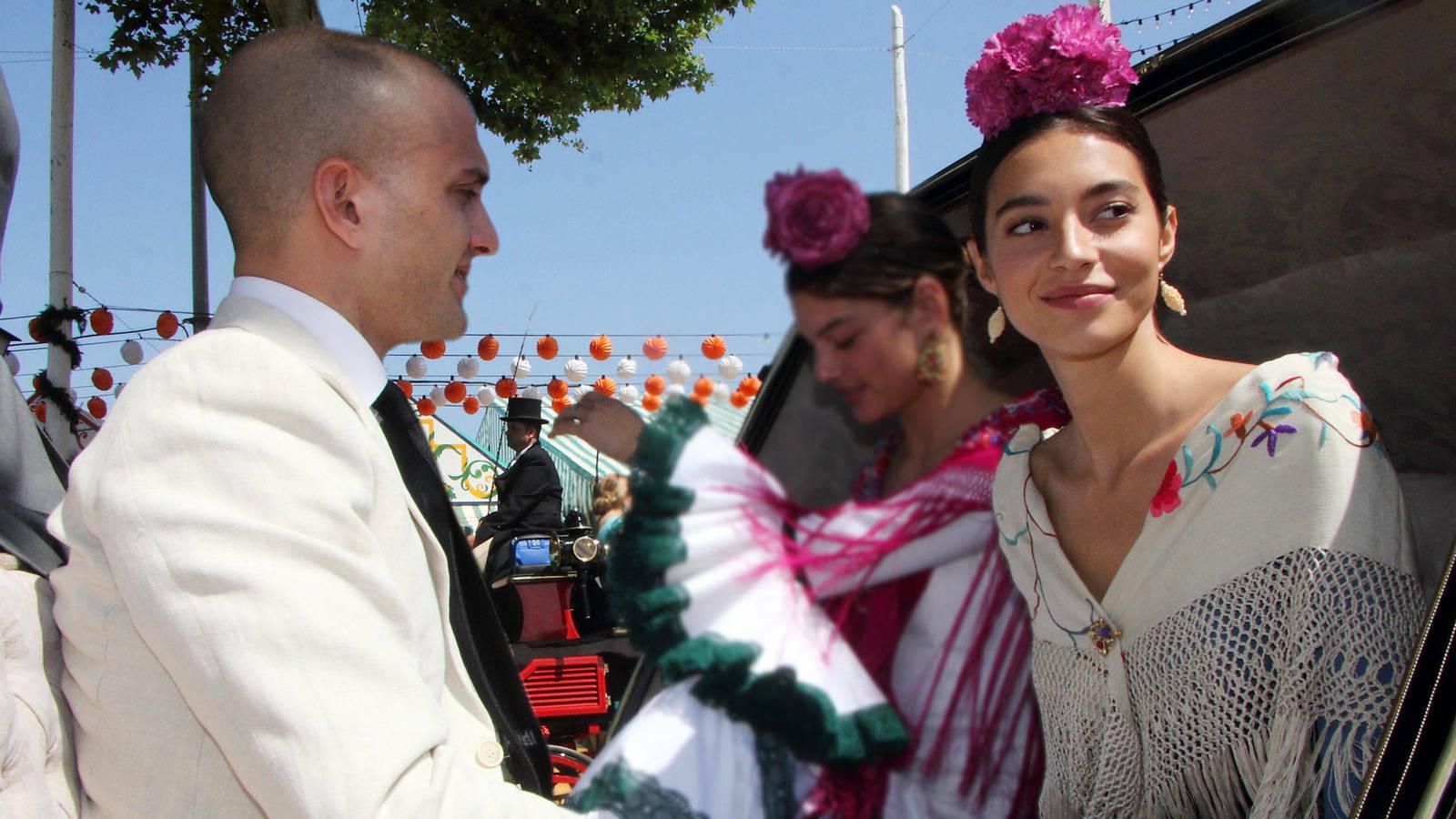 Rocío y su nueva pareja, en la Feria de Sevilla.