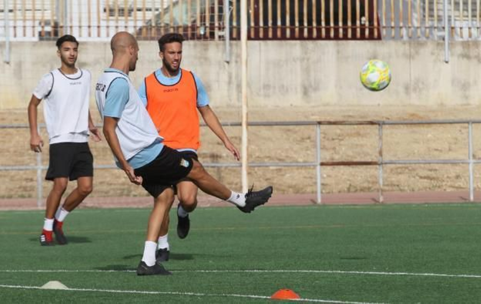 Vinaza, del filial, está en la lista, Dani es duda y Gonzalo será titular. Vinaza, del filial, está en la lista, Dani es duda y Gonzalo será titular.