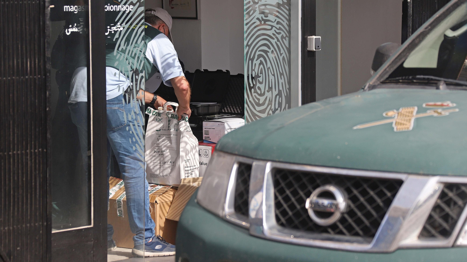 Fotos de los nuevos registros de la Guardia Civil en Algeciras Fotos de los nuevos registros de la Guardia Civil en Algeciras