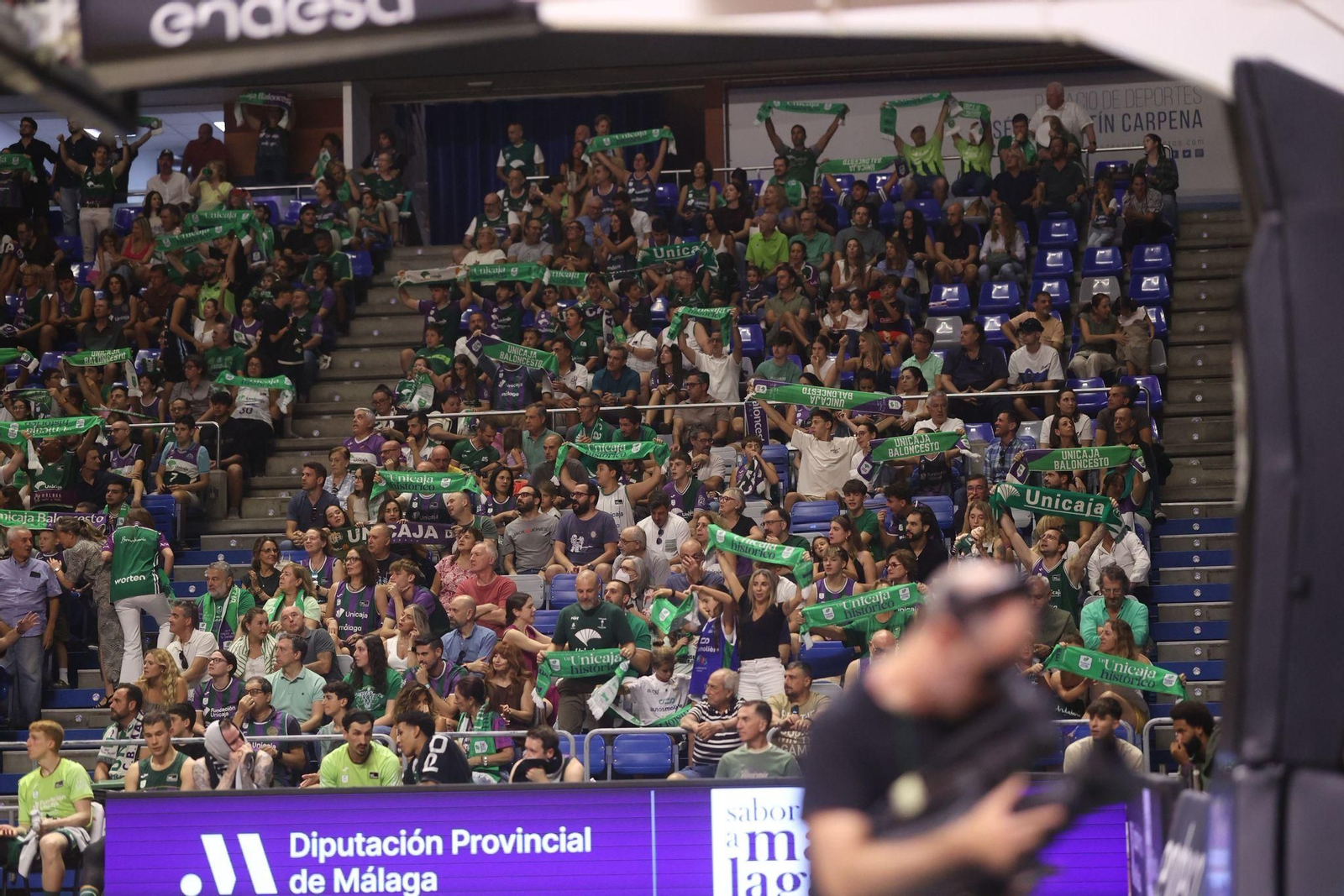 Búscate en el Carpena durante el Unicaja - Bilbao Basket
