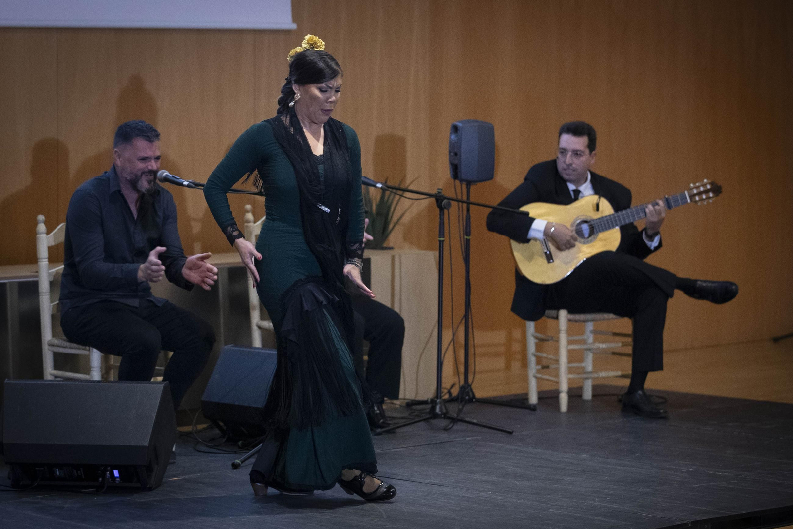 Granada reconoce a sus negocios más emblemáticos