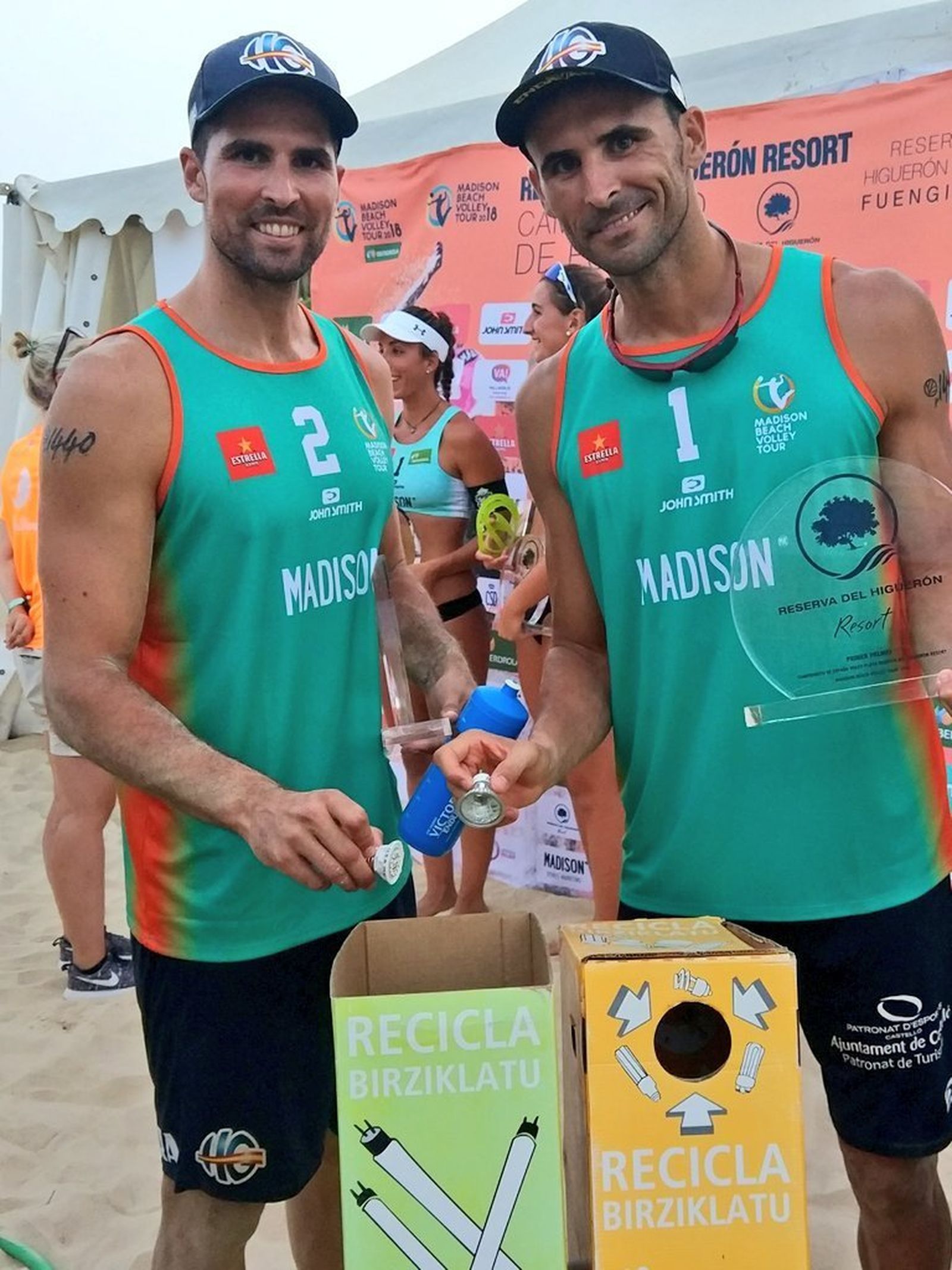 Gavira y Herrera, ayer tras recoger sus premios.