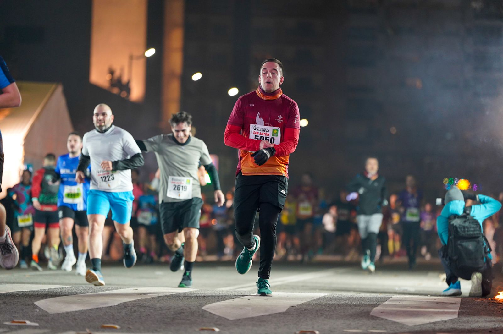 En imágenes: búscate en tu llegada a meta de la Carrera de San Antón 2026 (9)