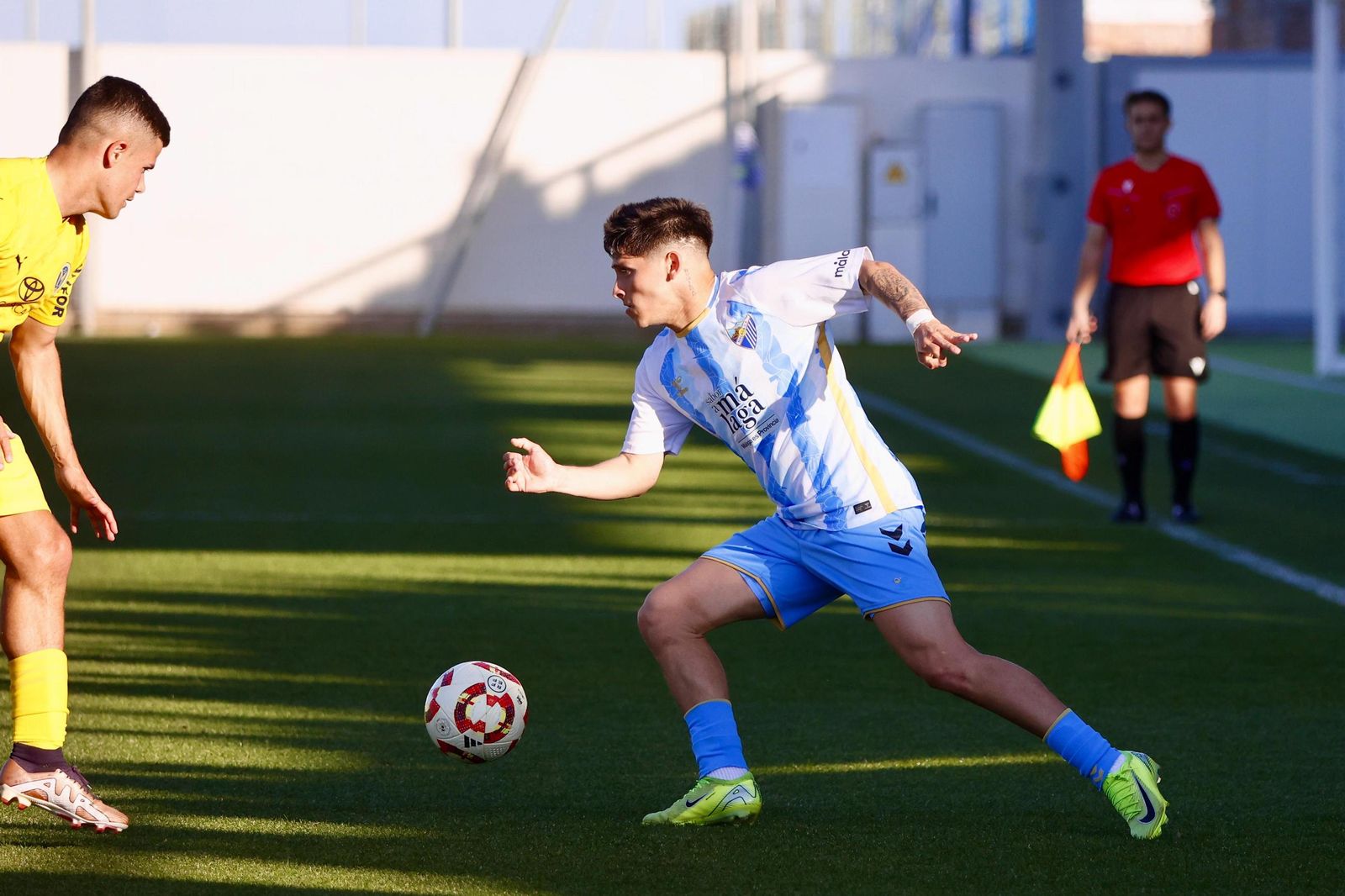 El Atlético Malagueño no pasa del 0-0 con el Marbellí y el Jaén lo celebra