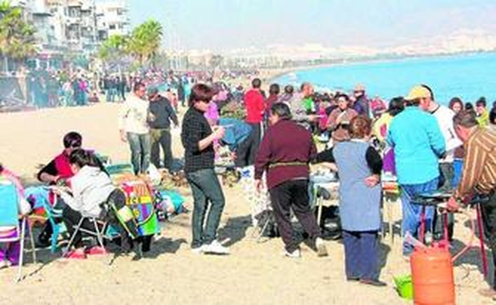 Sardinas, paella y buen tiempo para celebrar Las Moragas