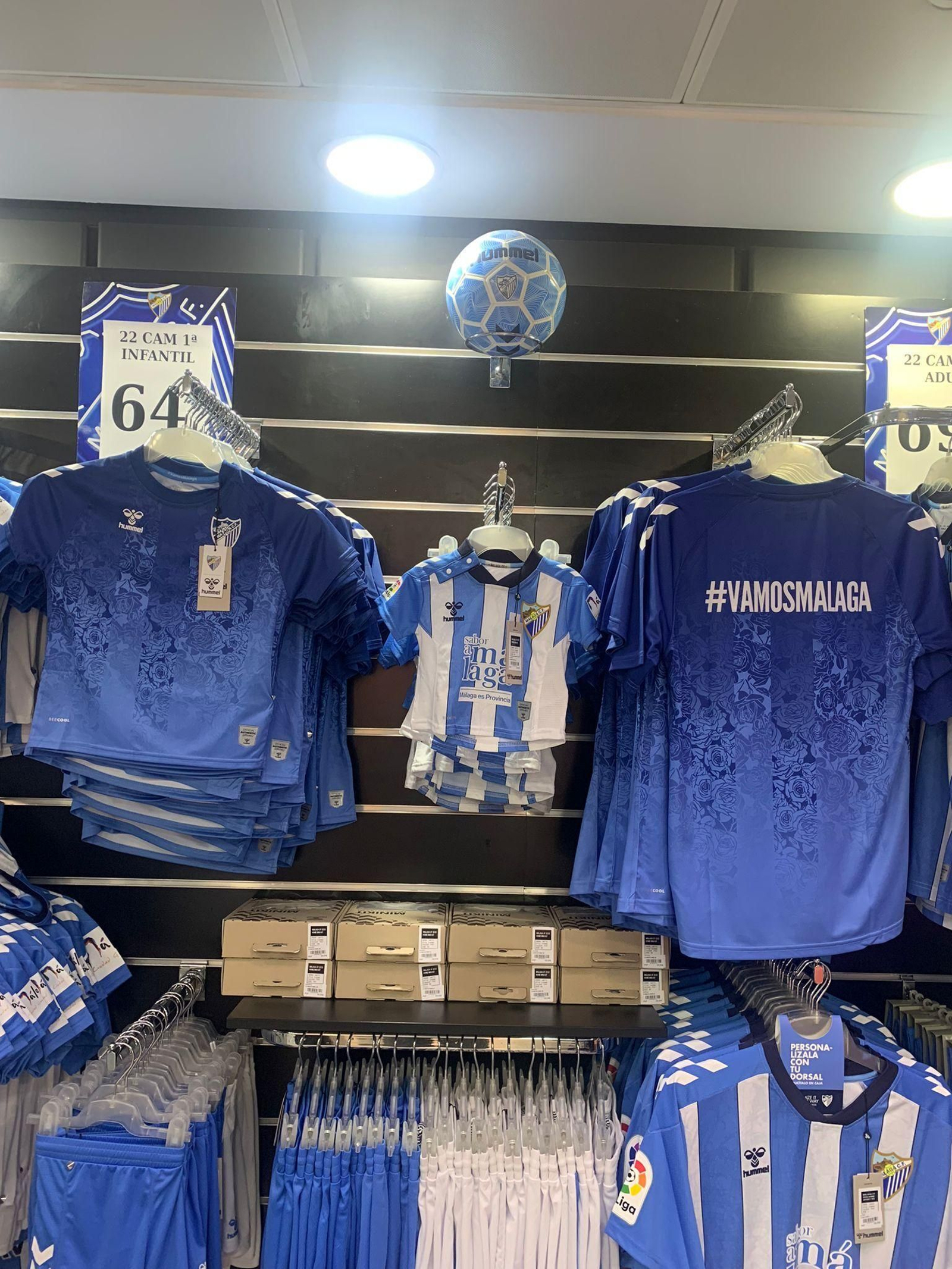 Los novedosos productos del Málaga CF en tiendas
