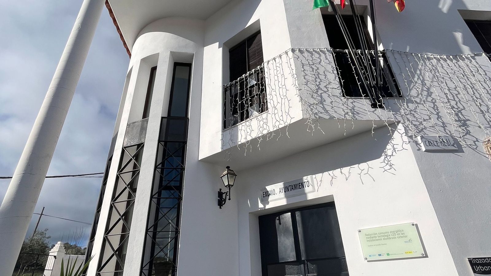 Ayuntamiento de Cumbres de Enmedio.