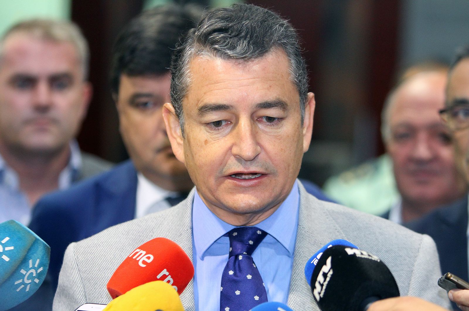 Imágenes de la toma de posesión del nuevo presidente del Puerto de Huelva, José Luis Ramos.