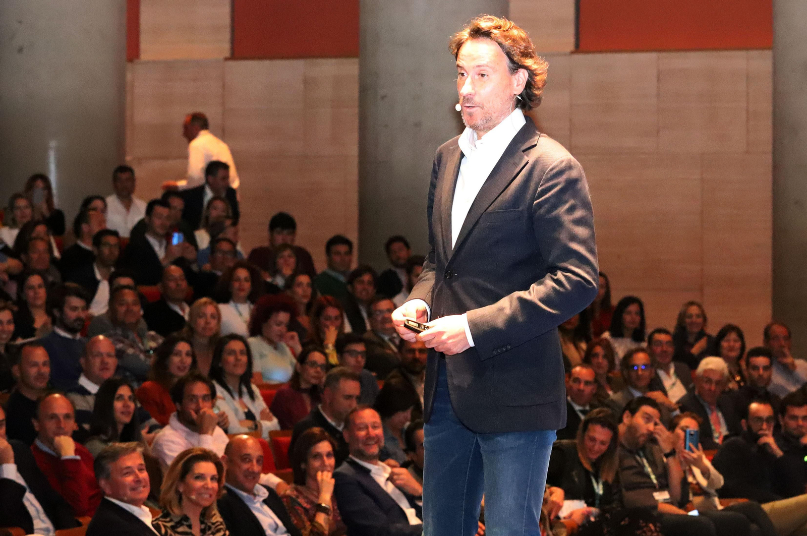 Imágenes de las intervenciones de Víctor Küppers, Pedro García Aguado y Javier Iriondo en "Mentes Expertas", organizado por CSIF en la Casa Colón