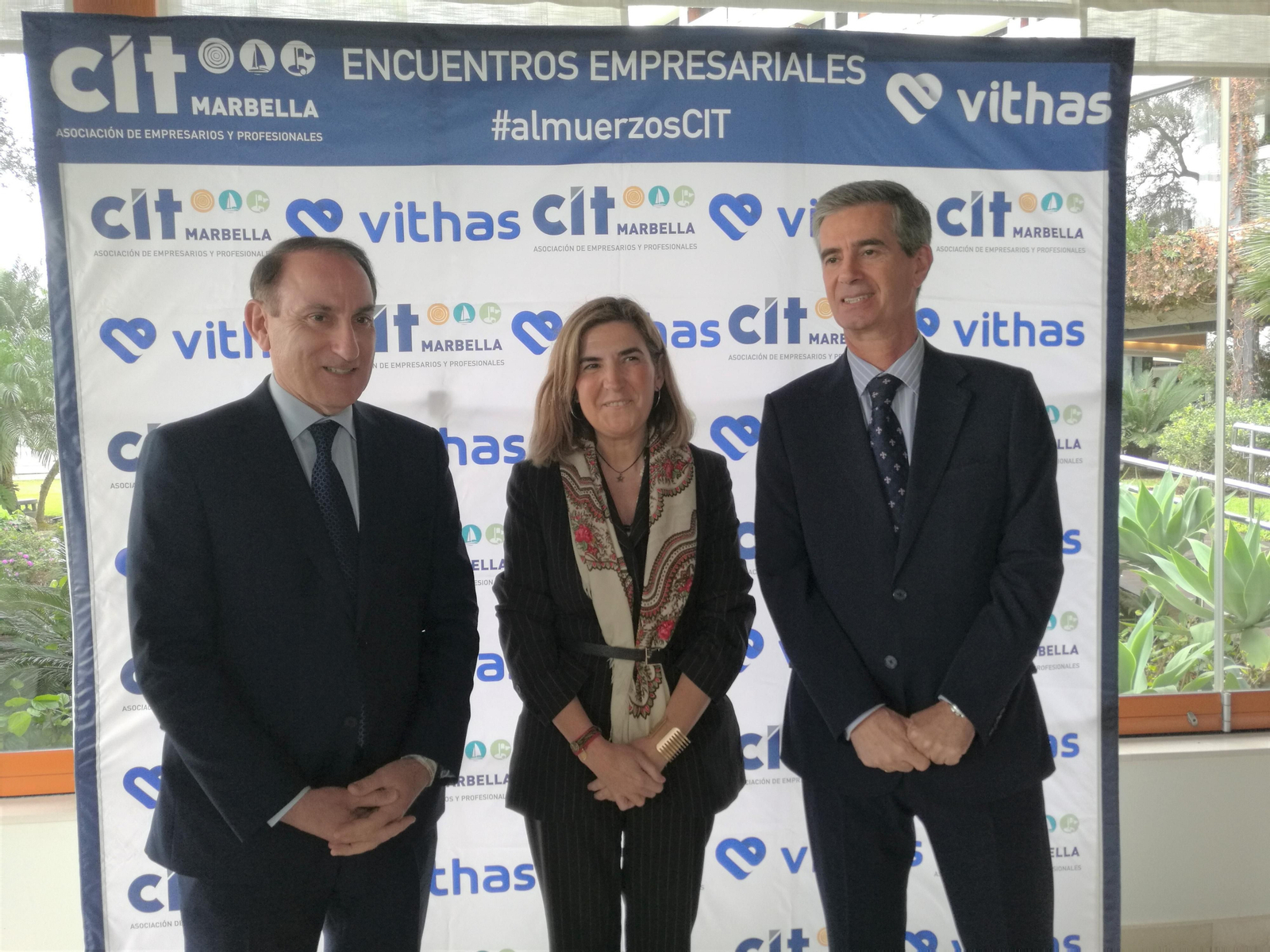 De izquierda a derecha, Javier González de Lara, Rocío Blanco y Juan José González.