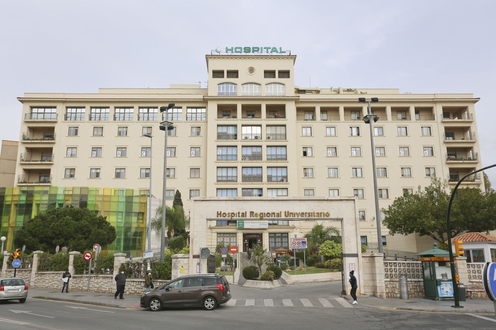 Salir a donar sangre en la Málaga del coronavirus, en fotos