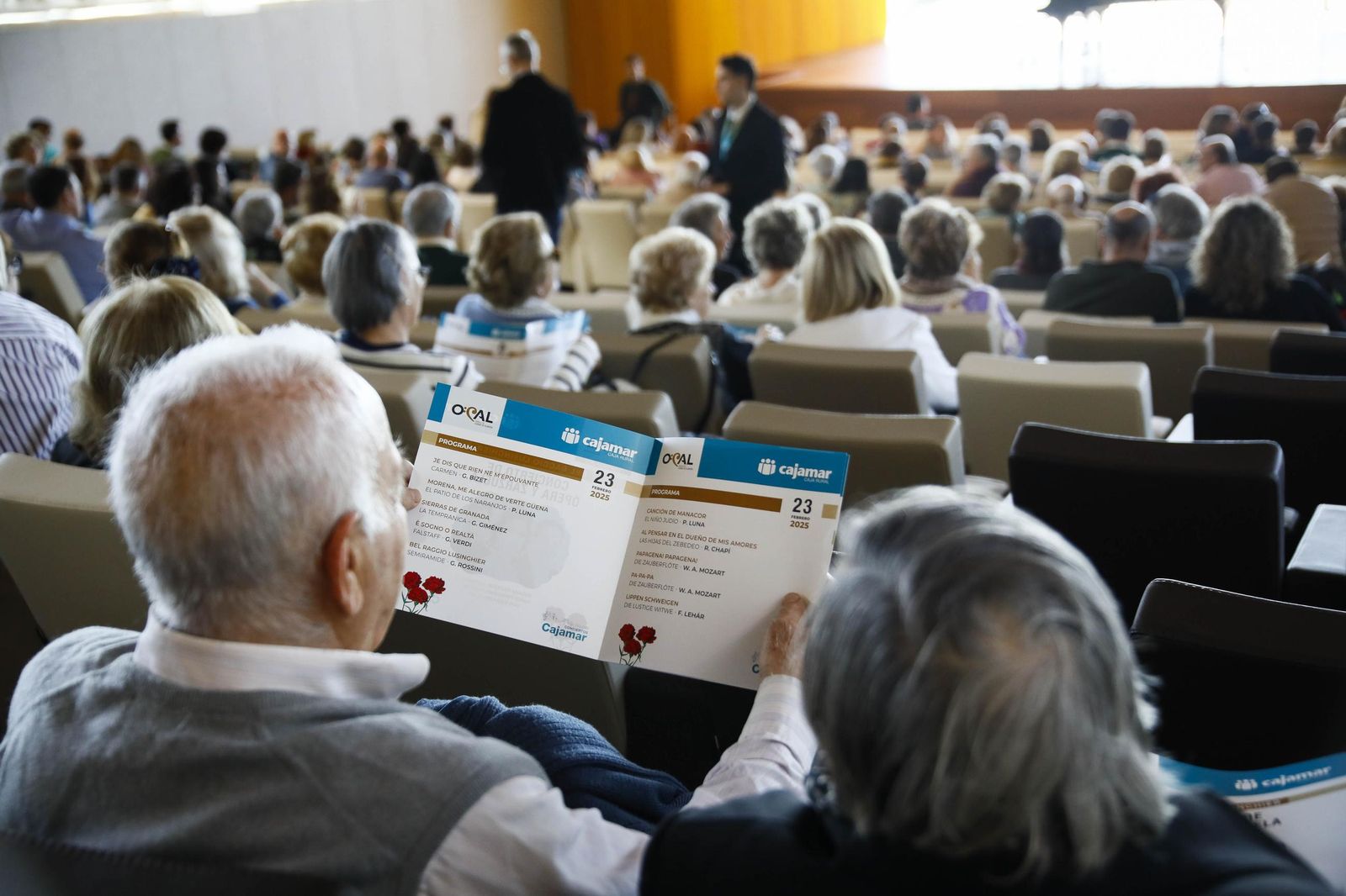 Imágenes del concierto de ópera y zarzuela de la OCAL en el auditorio de Cajamar en el PITA