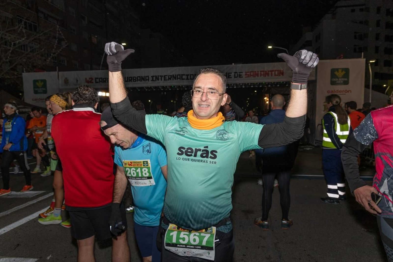 En imágenes: búscate en tu llegada a meta de la Carrera de San Antón 2025 (7)