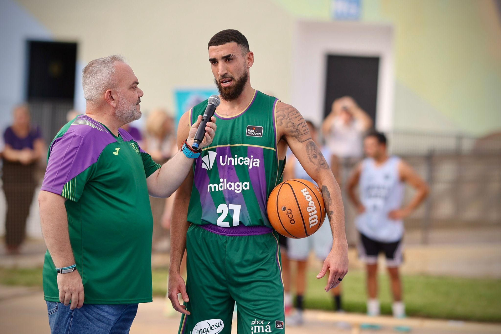 Las fotos de la espectacular presentación de Chris Duarte con el Unicaja en el Parque del Oeste