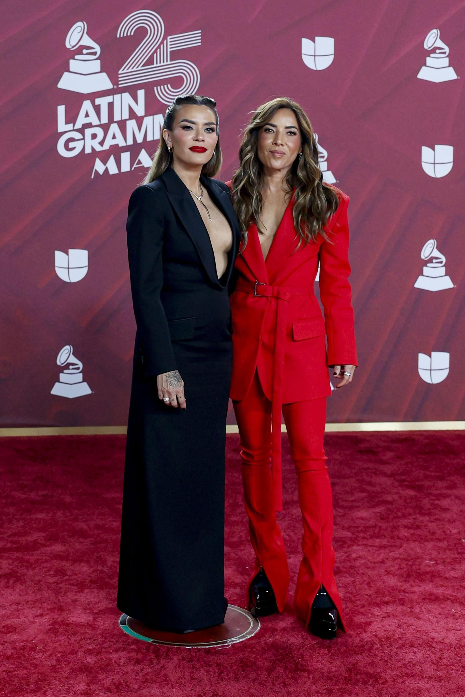 Todos los famosos, tendencias y curiosidades en la alfombra roja de la 25 edición de los Grammy Latinos