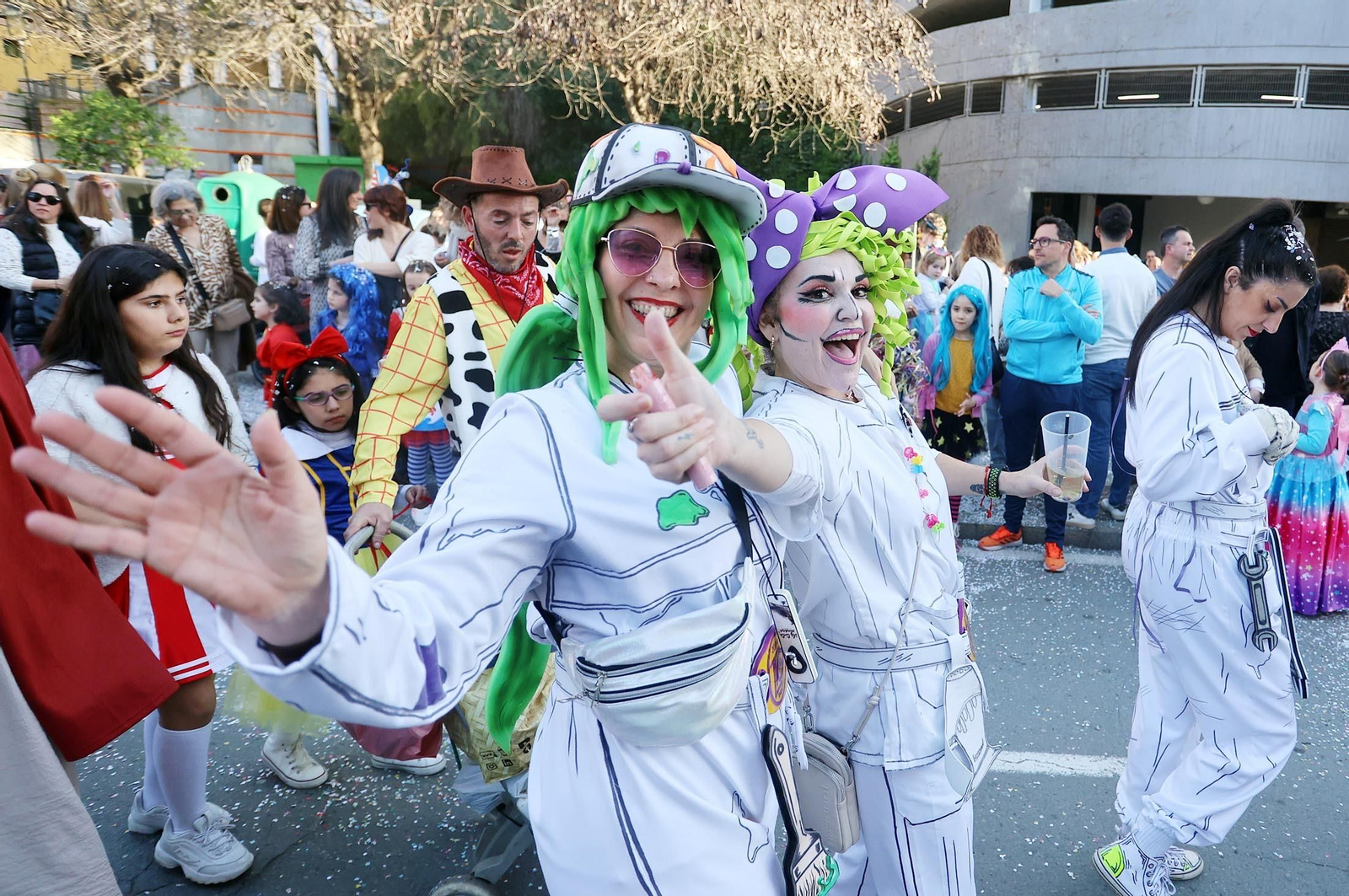 Imágenes de la cabalgata del Carnaval Colombino 2024