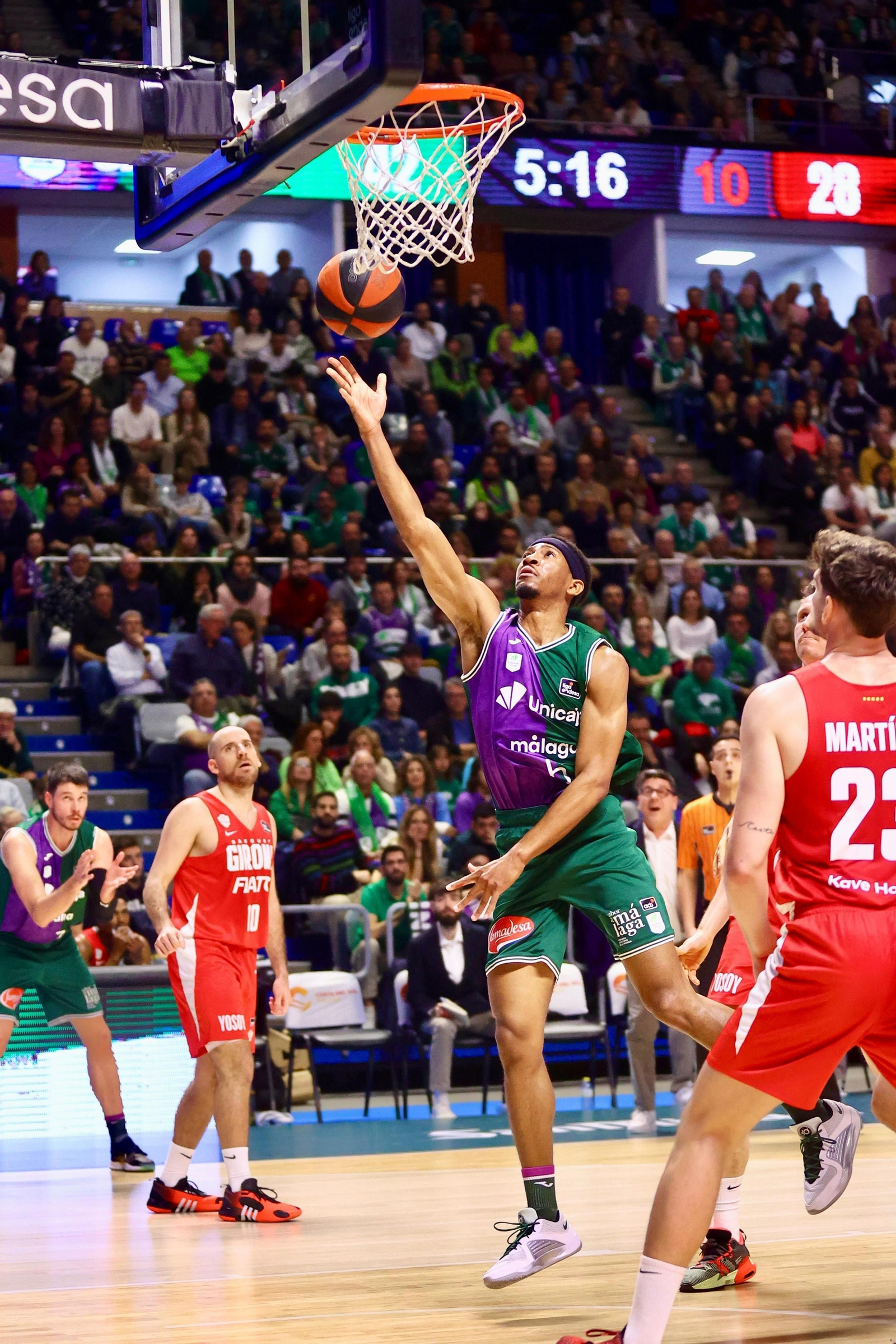 El Unicaja - Básquet Girona, en fotos