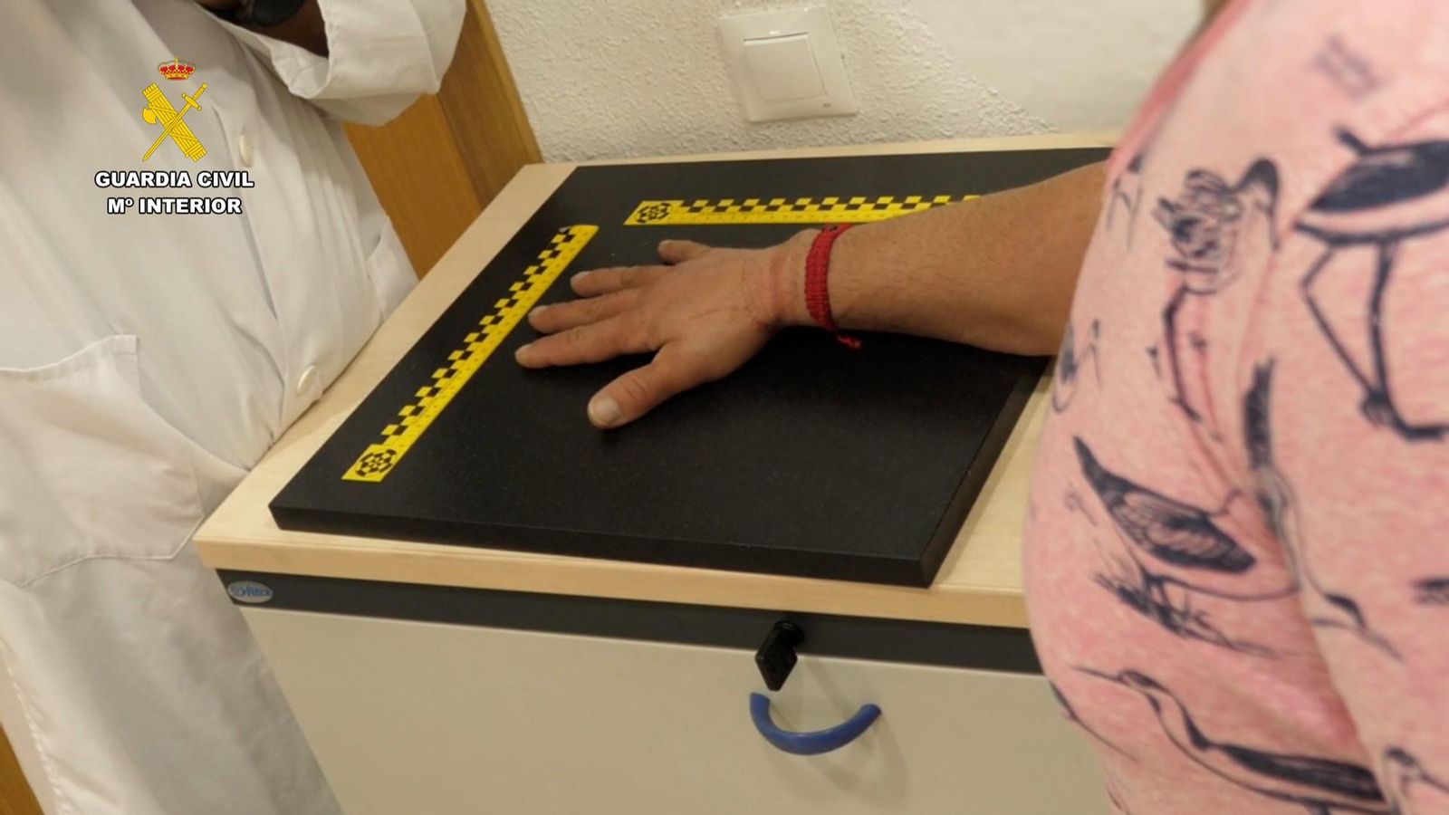 Reseña de otro de los detenidos.