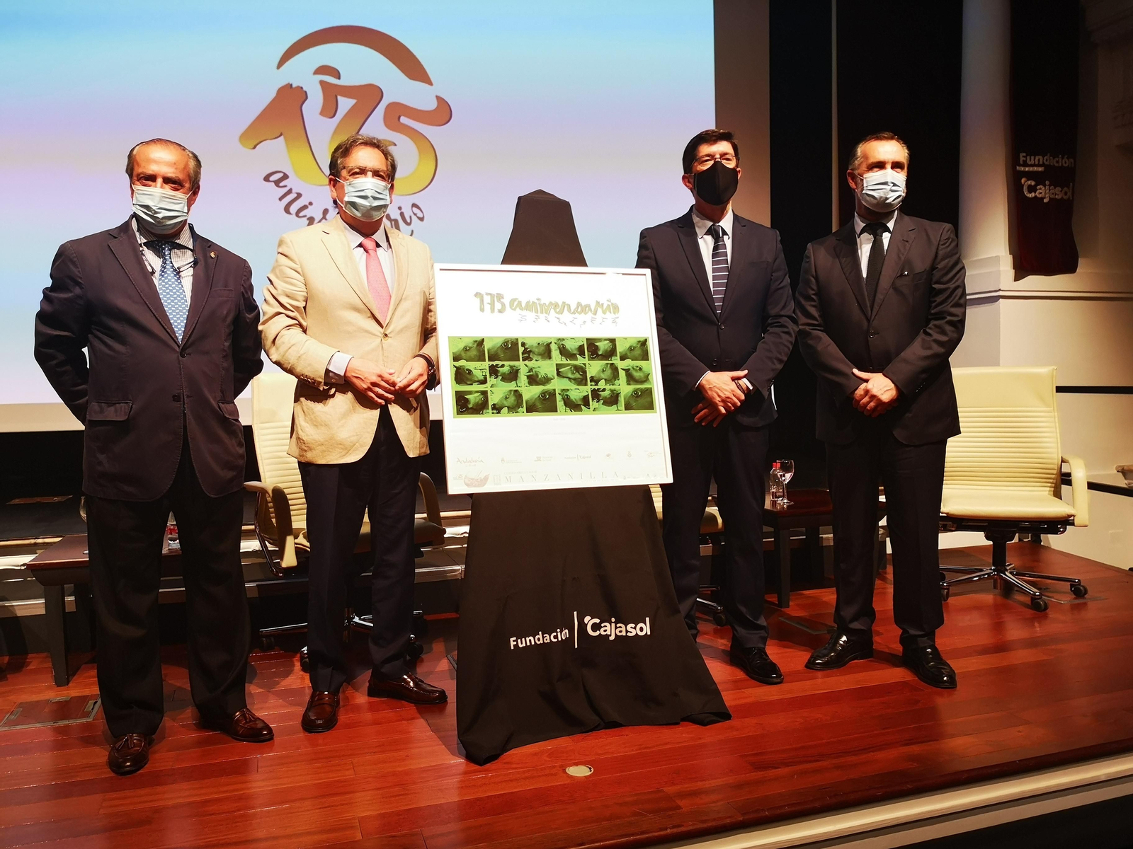 Presentación de las 175º Carreras de Sanlúcar en Sevilla.