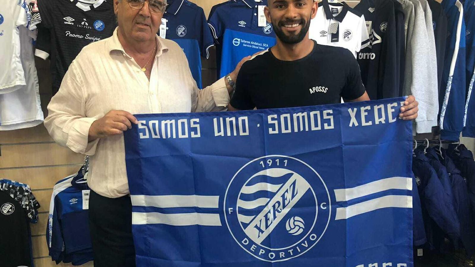 Joao, con Ignacio de la Calle, presidente del Xerez DFC.