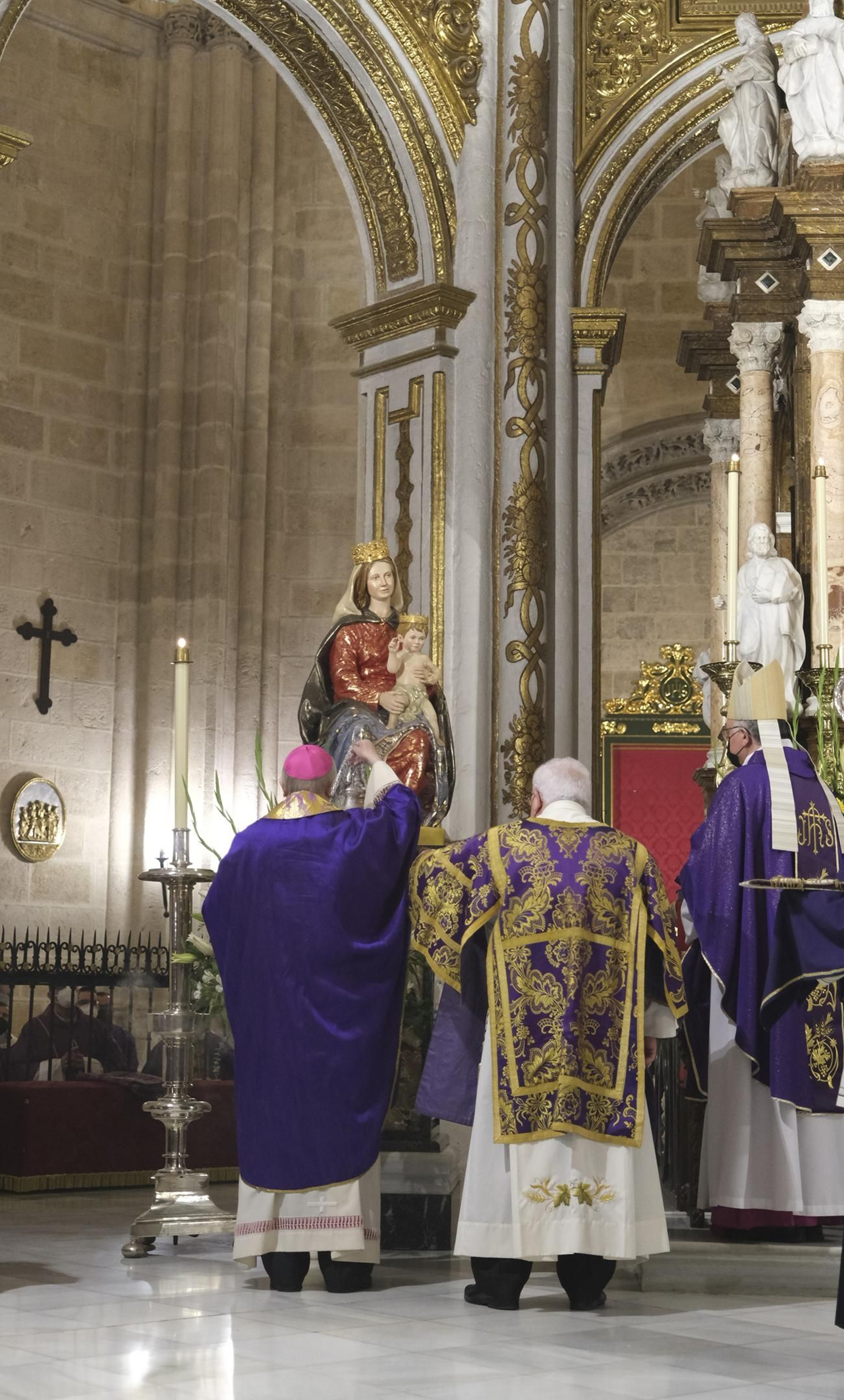 Fotogalería toma posesión nuevo Obispo Coadjutor de Almería, Antonio Gómez Cantero.