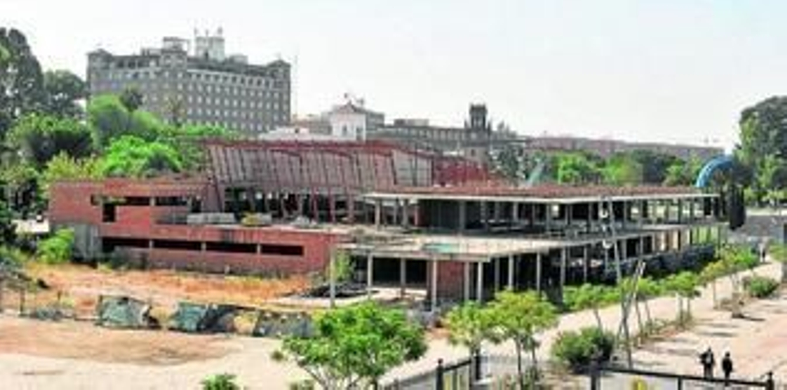 Las obras del acuario de Sevilla, en el Muelle de las Delicias, ayer.