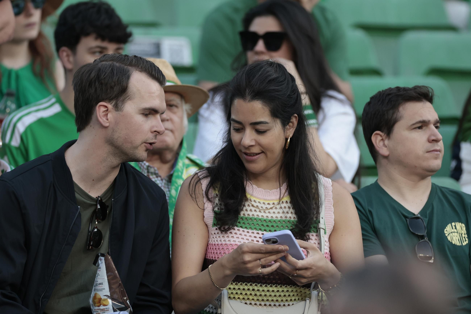 Búscate en las fotos del Betis - Osasuna