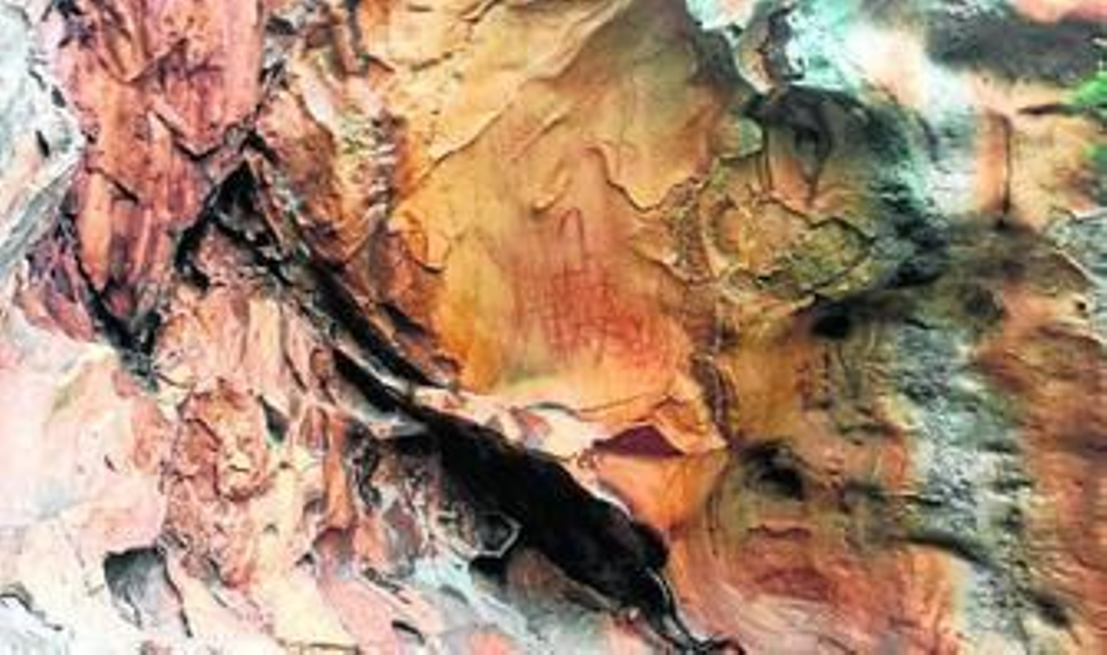 Imagen del abrigo rupestre.