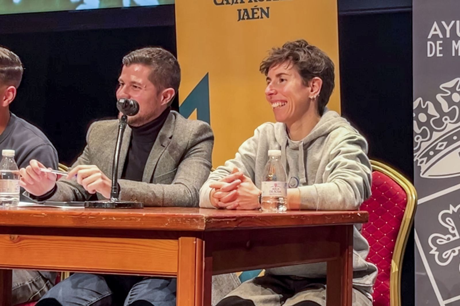 En imágenes: 'La tertulia deportiva de Jaén Hoy', espacio de diálogo entre deportistas y escolares en Martos